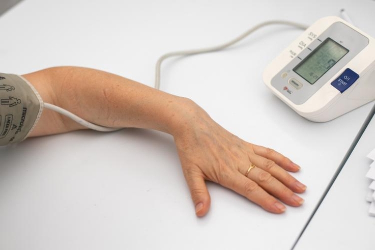 PO ZAWALE MOŻLIWY SPADEK FUNKCJI POZNAWCZYCH